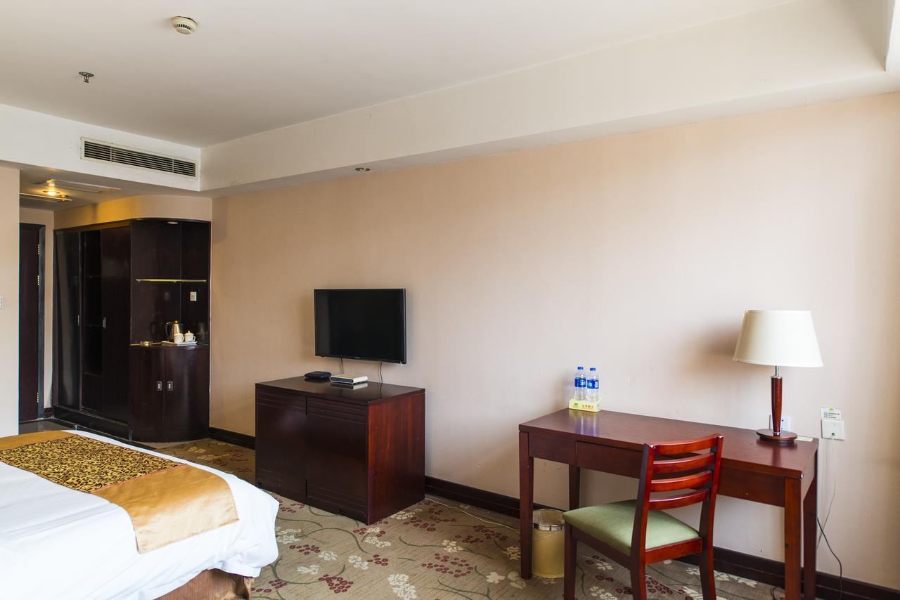 Vienna 3 Best Hotel Shanghai Expo Sanlin Екстер'єр фото