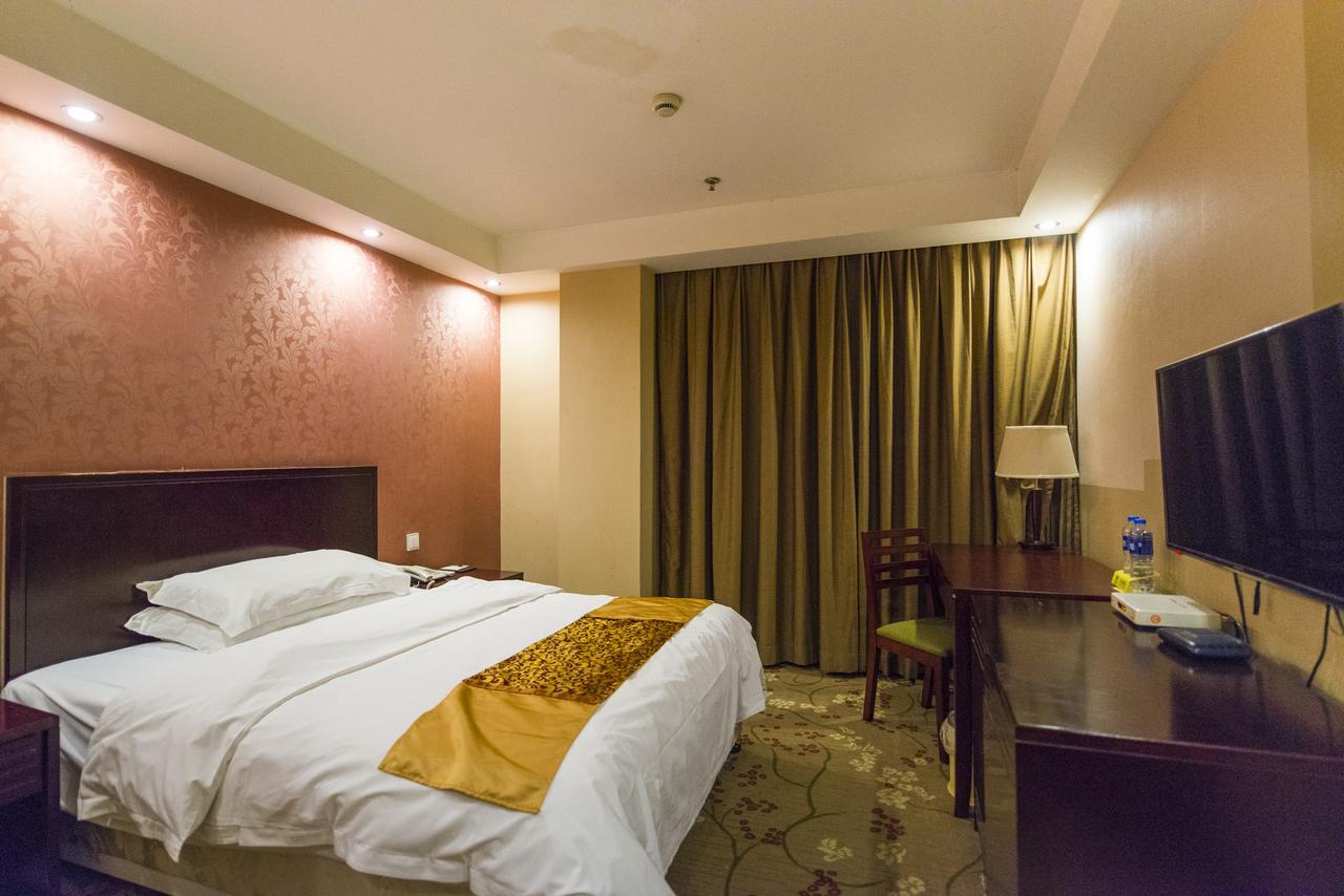 Vienna 3 Best Hotel Shanghai Expo Sanlin Екстер'єр фото