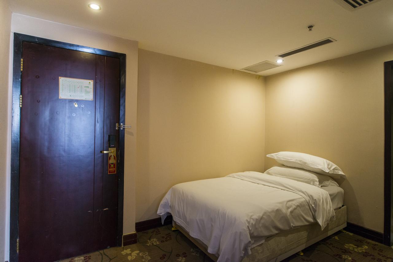 Vienna 3 Best Hotel Shanghai Expo Sanlin Екстер'єр фото