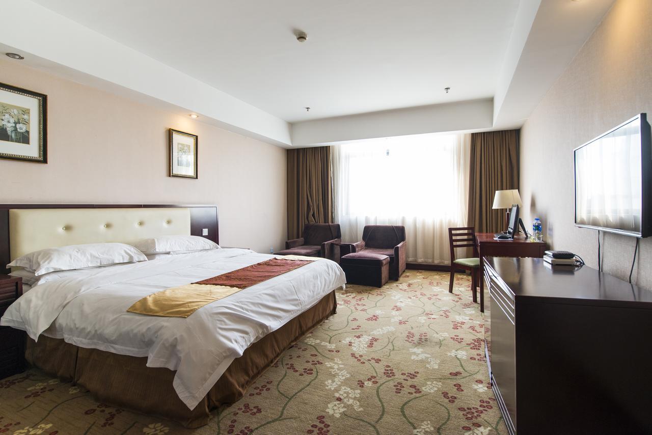 Vienna 3 Best Hotel Shanghai Expo Sanlin Екстер'єр фото