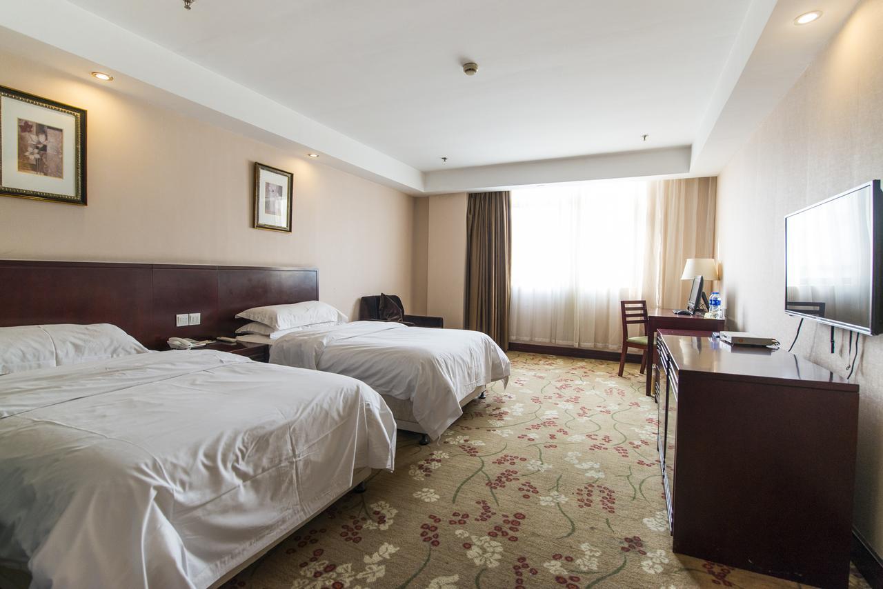 Vienna 3 Best Hotel Shanghai Expo Sanlin Екстер'єр фото