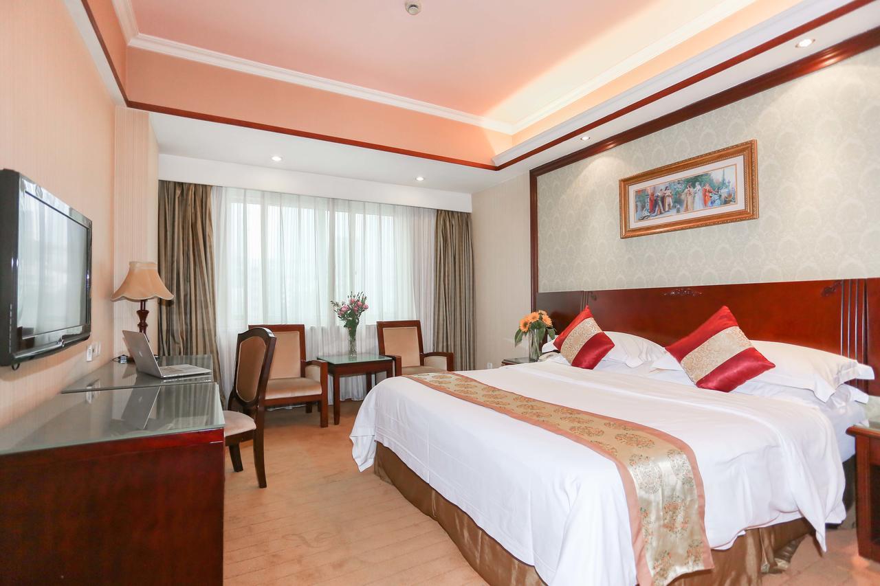 Vienna 3 Best Hotel Shanghai Expo Sanlin Екстер'єр фото