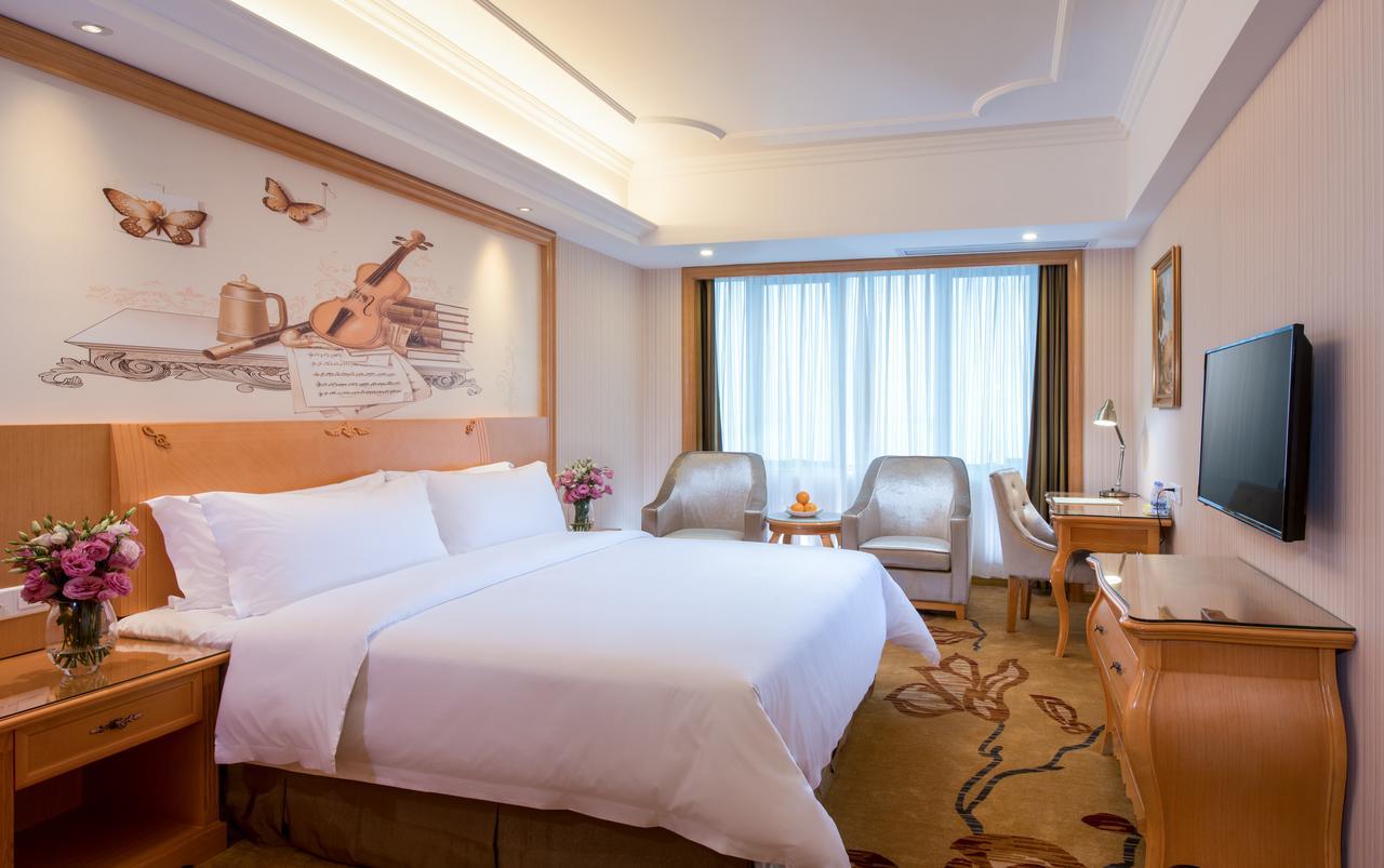 Vienna 3 Best Hotel Shanghai Expo Sanlin Екстер'єр фото