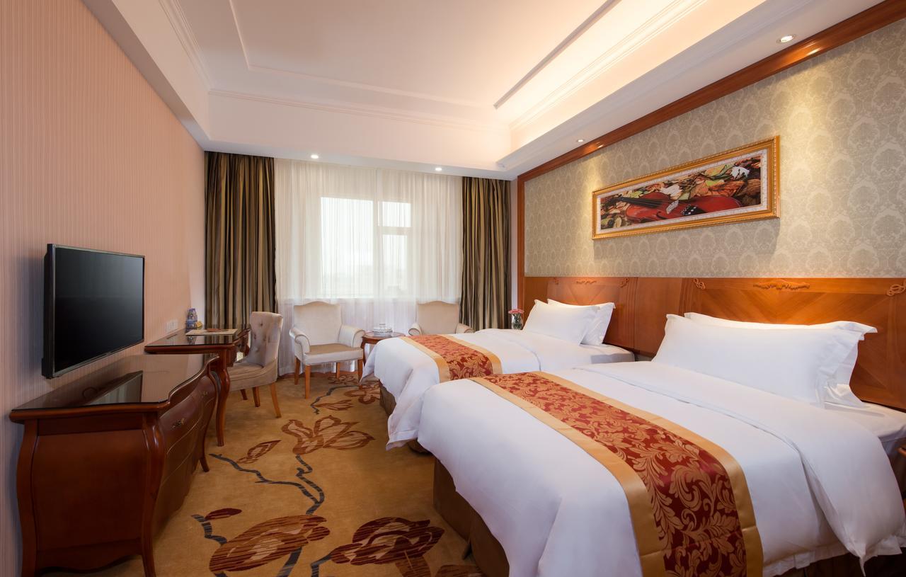 Vienna 3 Best Hotel Shanghai Expo Sanlin Екстер'єр фото