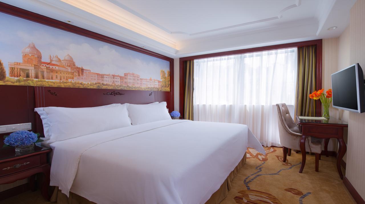 Vienna 3 Best Hotel Shanghai Expo Sanlin Екстер'єр фото